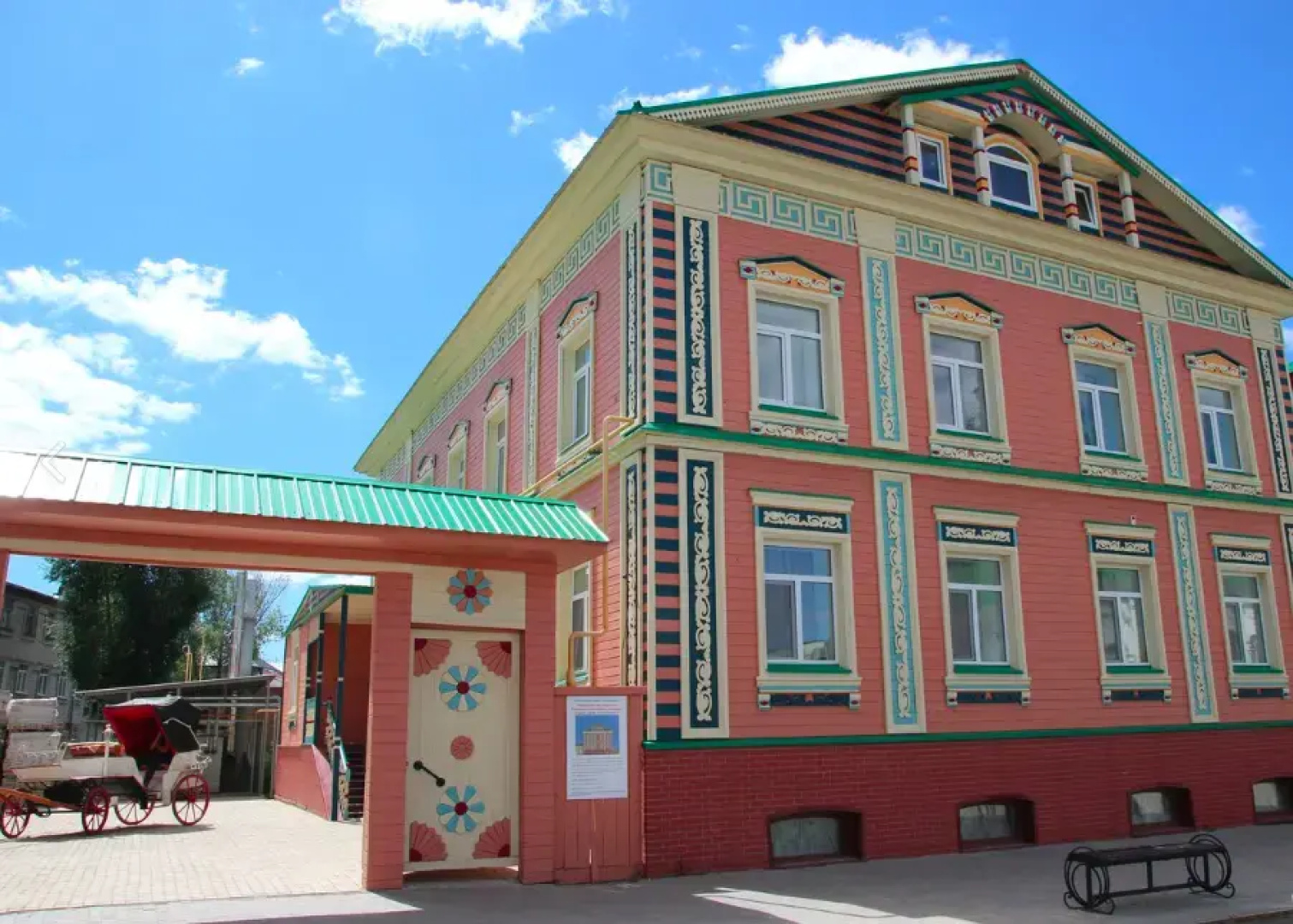 Отель Бал