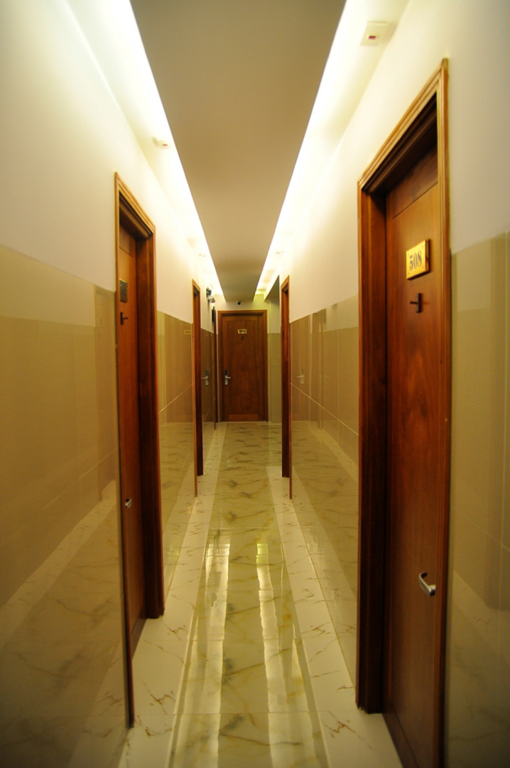 Art Deluxe Hotel