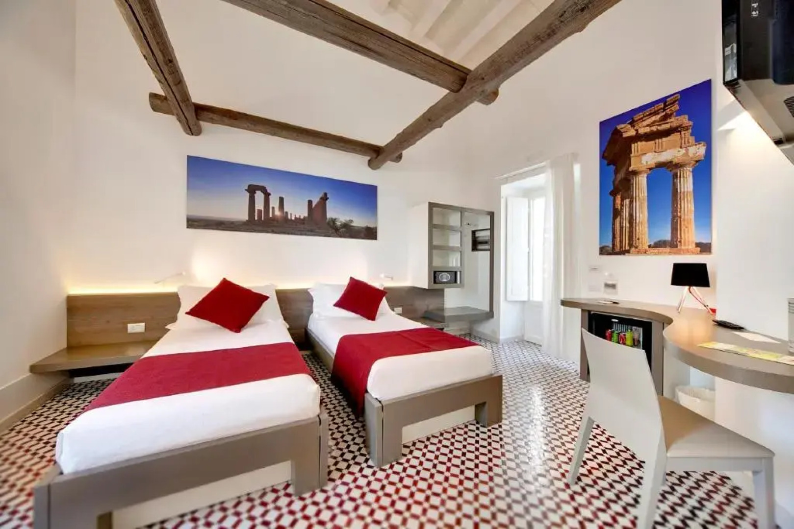 Zafran Boutique Hotel