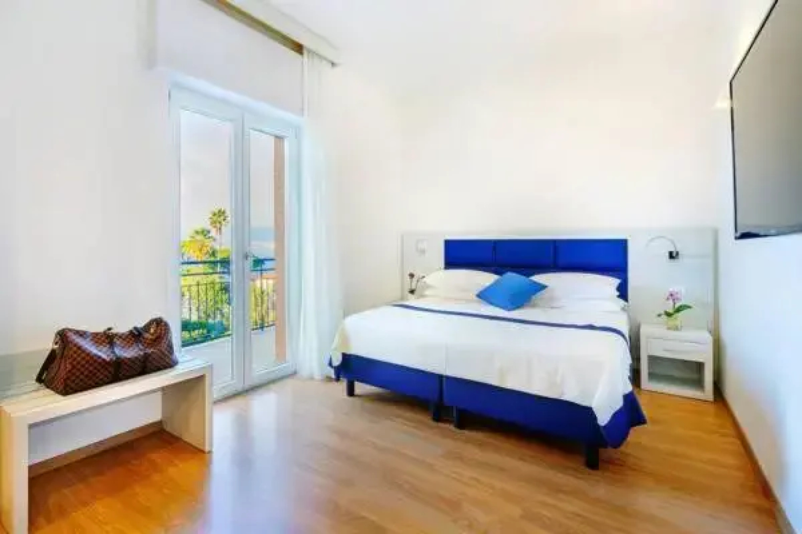Hotel Aequa