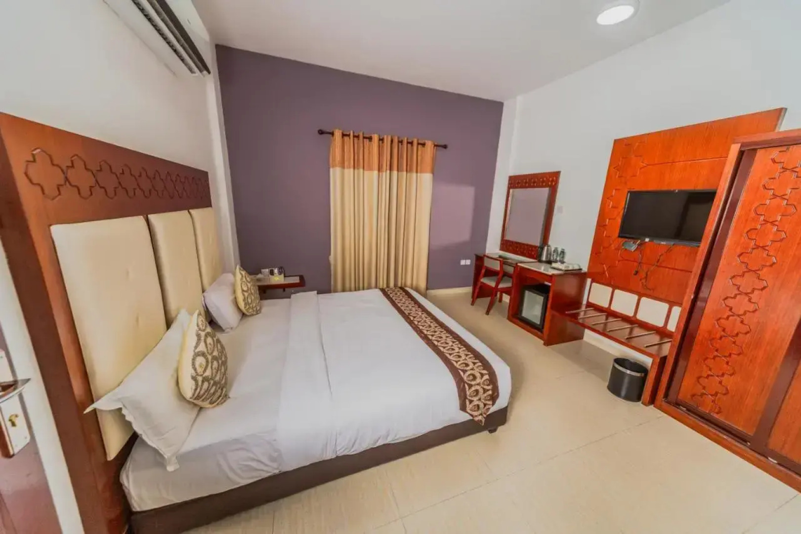 Zaki Hotel Apartment
