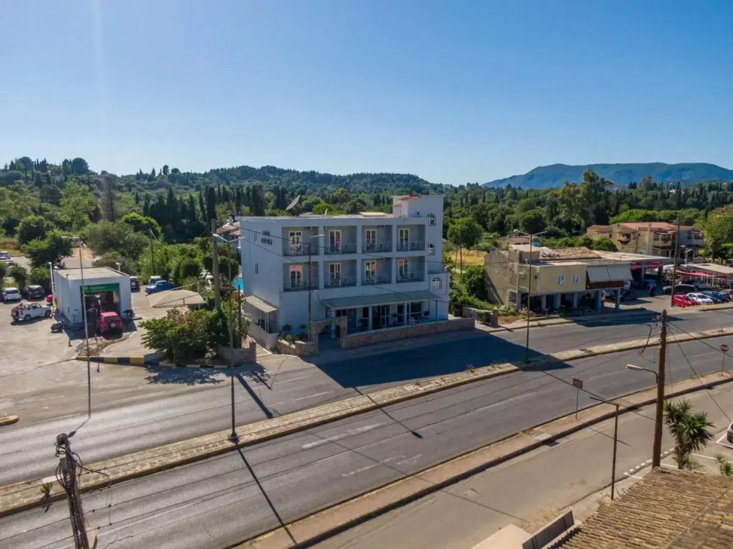 Angela Hotel and Apartments