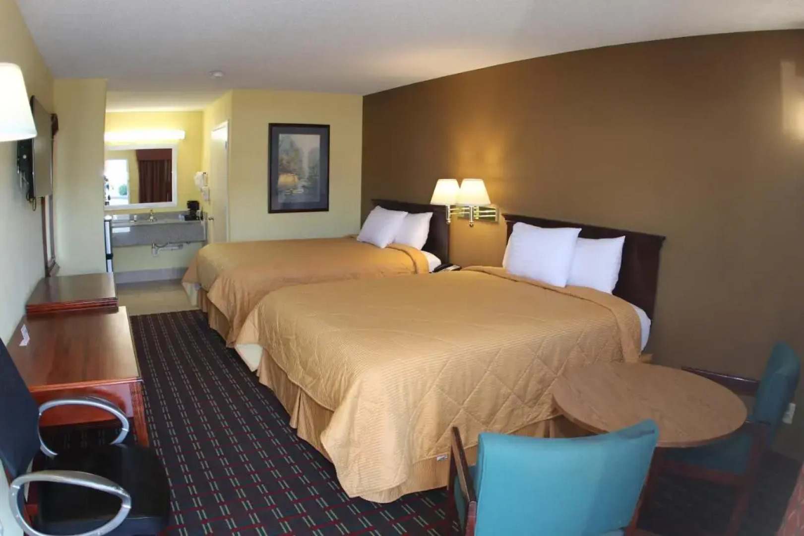 Super Inn & Suites by OYO Milledgeville