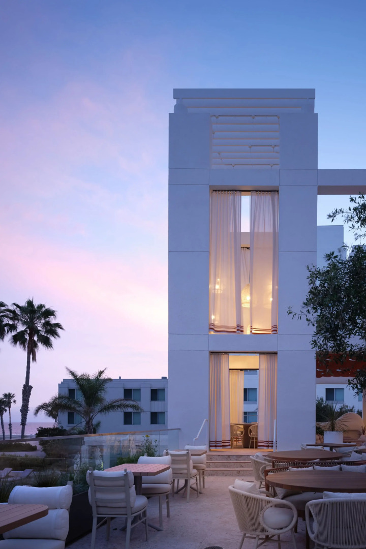 Sandbourne Santa Monica, Autograph Collection