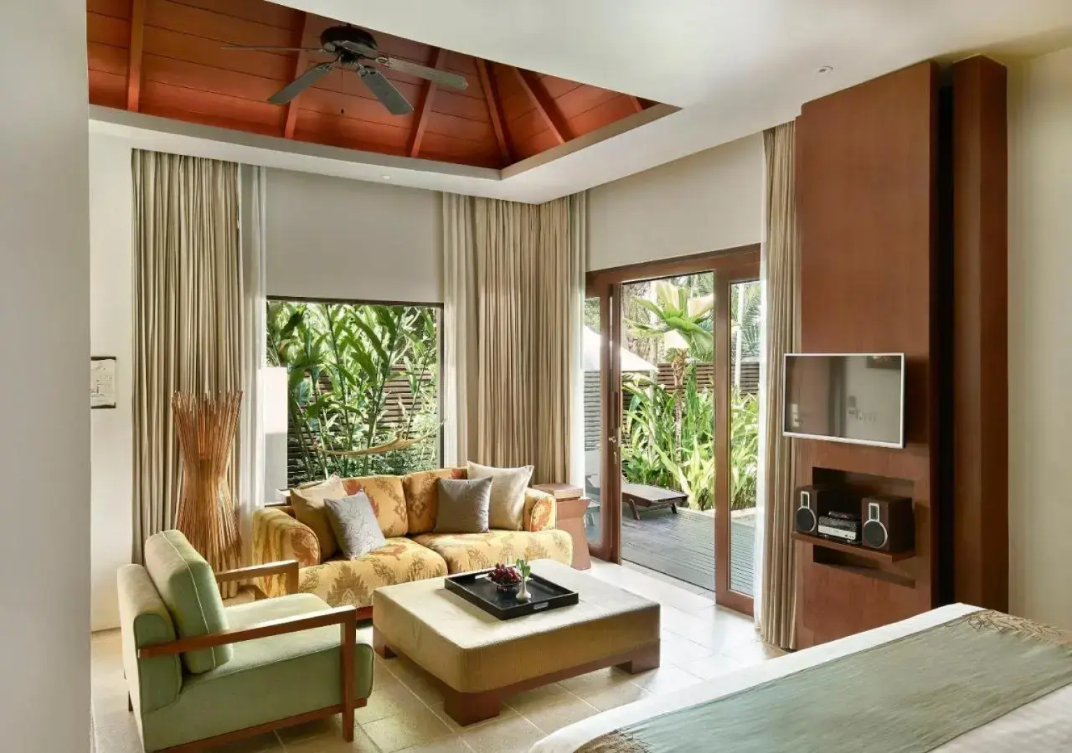 Sea Sand Sun Resort and Villas