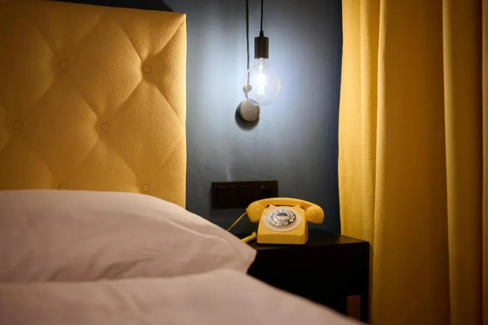 happYellow Boutique House