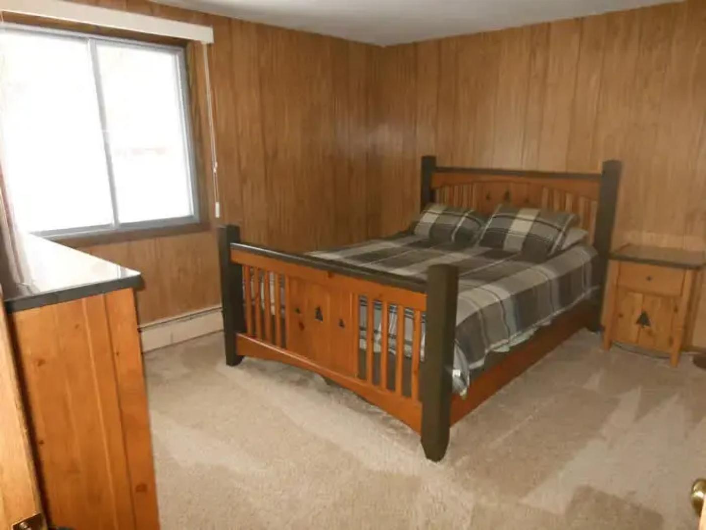 Rustic Manor Motor Lodge