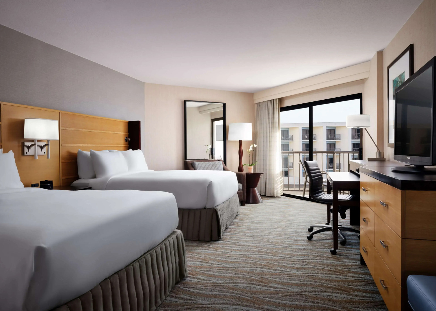 Sonesta Redondo Beach & Marina