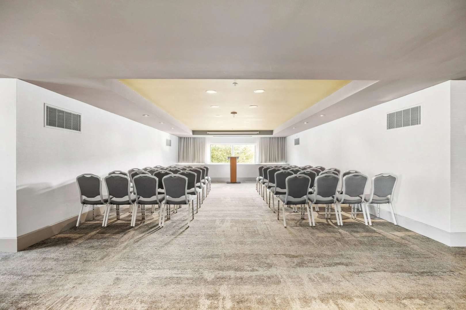 DoubleTree Suites by Hilton Hotel Huntsville South