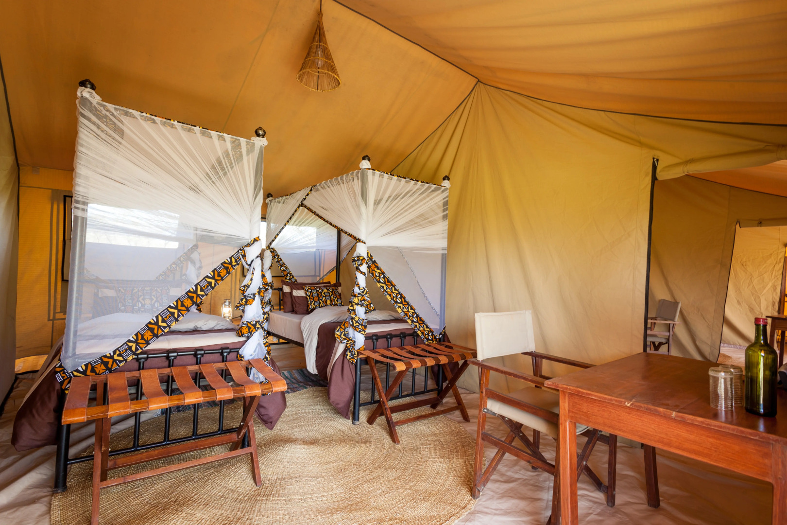 Gnu Ndutu Camp