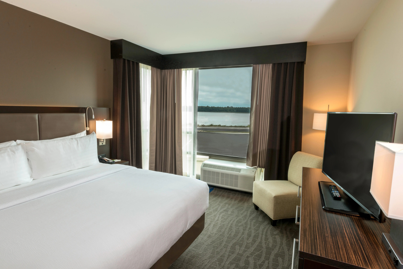 Holiday Inn Paducah Riverfront by IHG