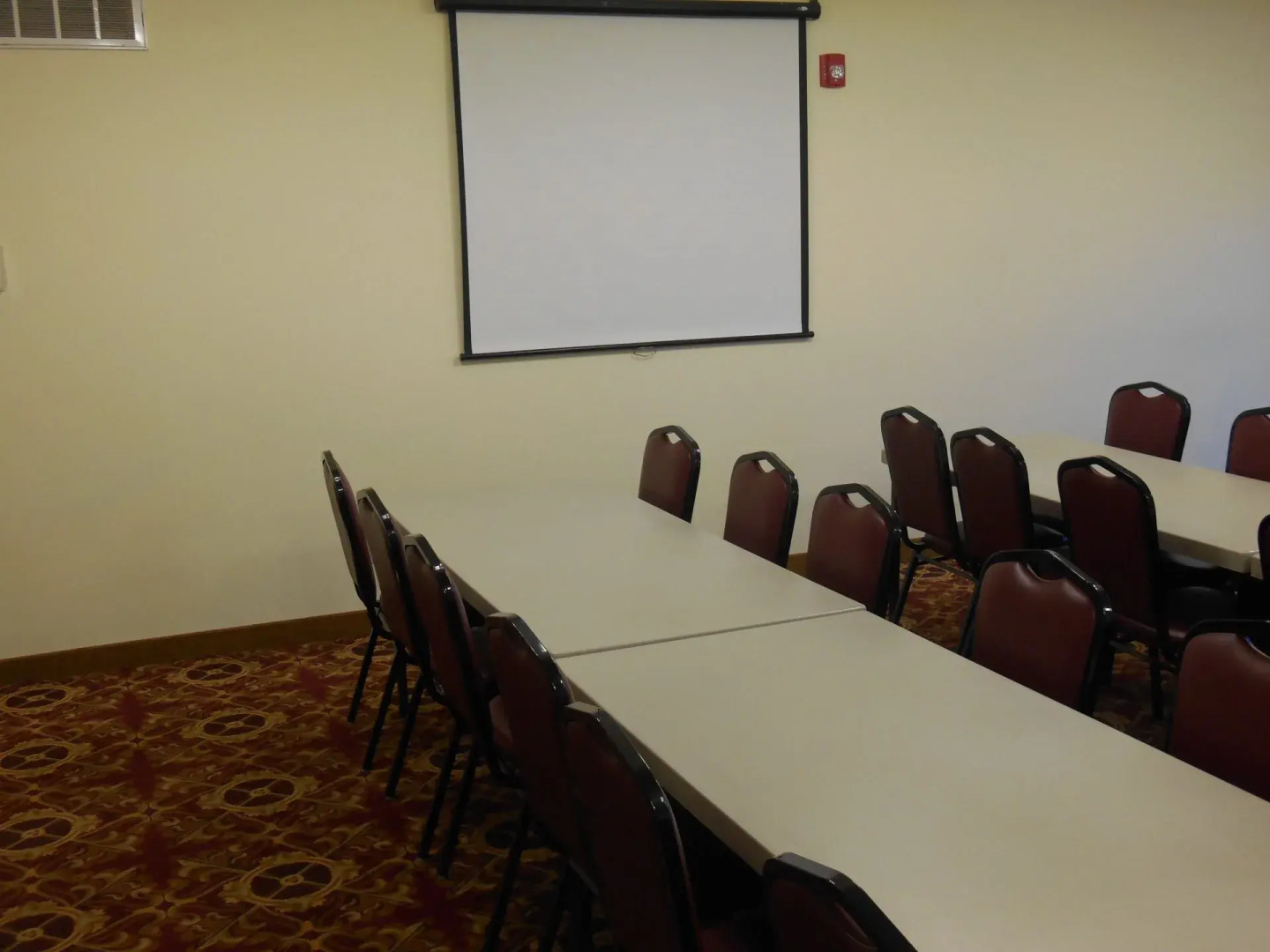 Settle Inn & Suites Linn