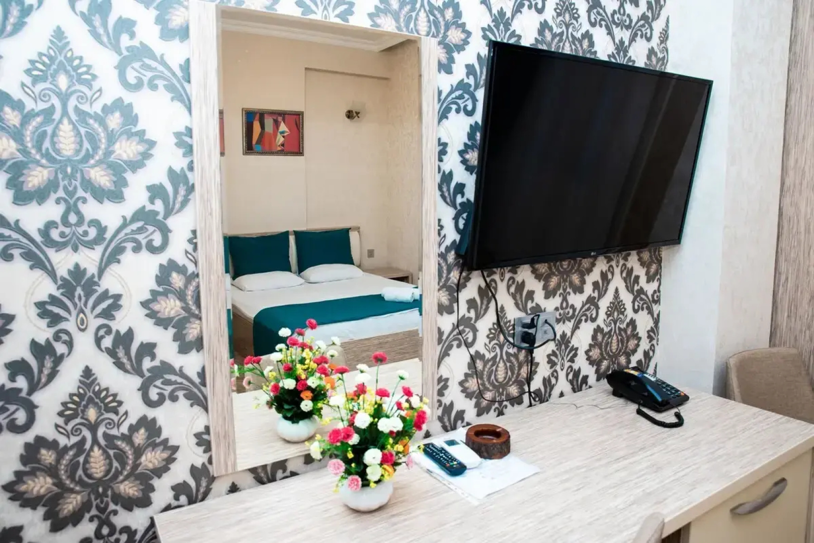 Отель Sebail Inn