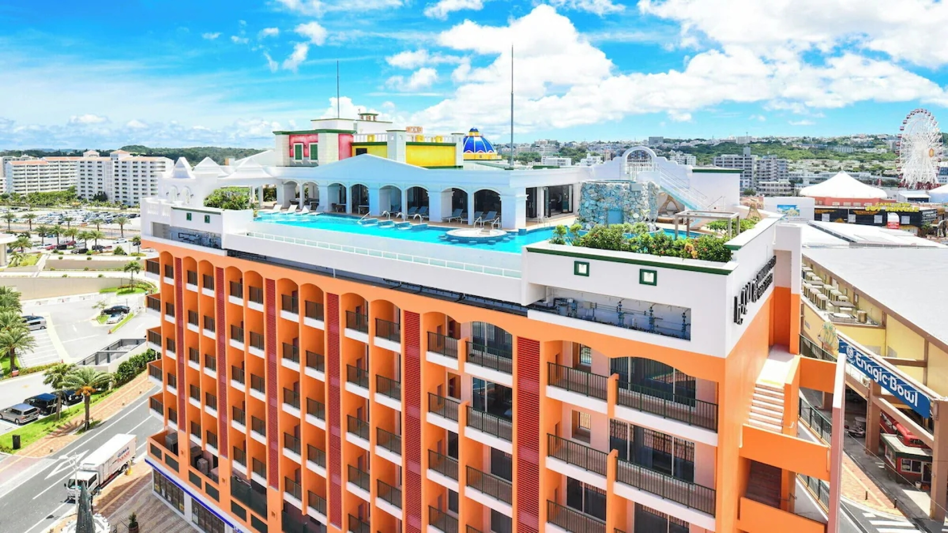 Lequ Okinawa Chatan Spa & Resort