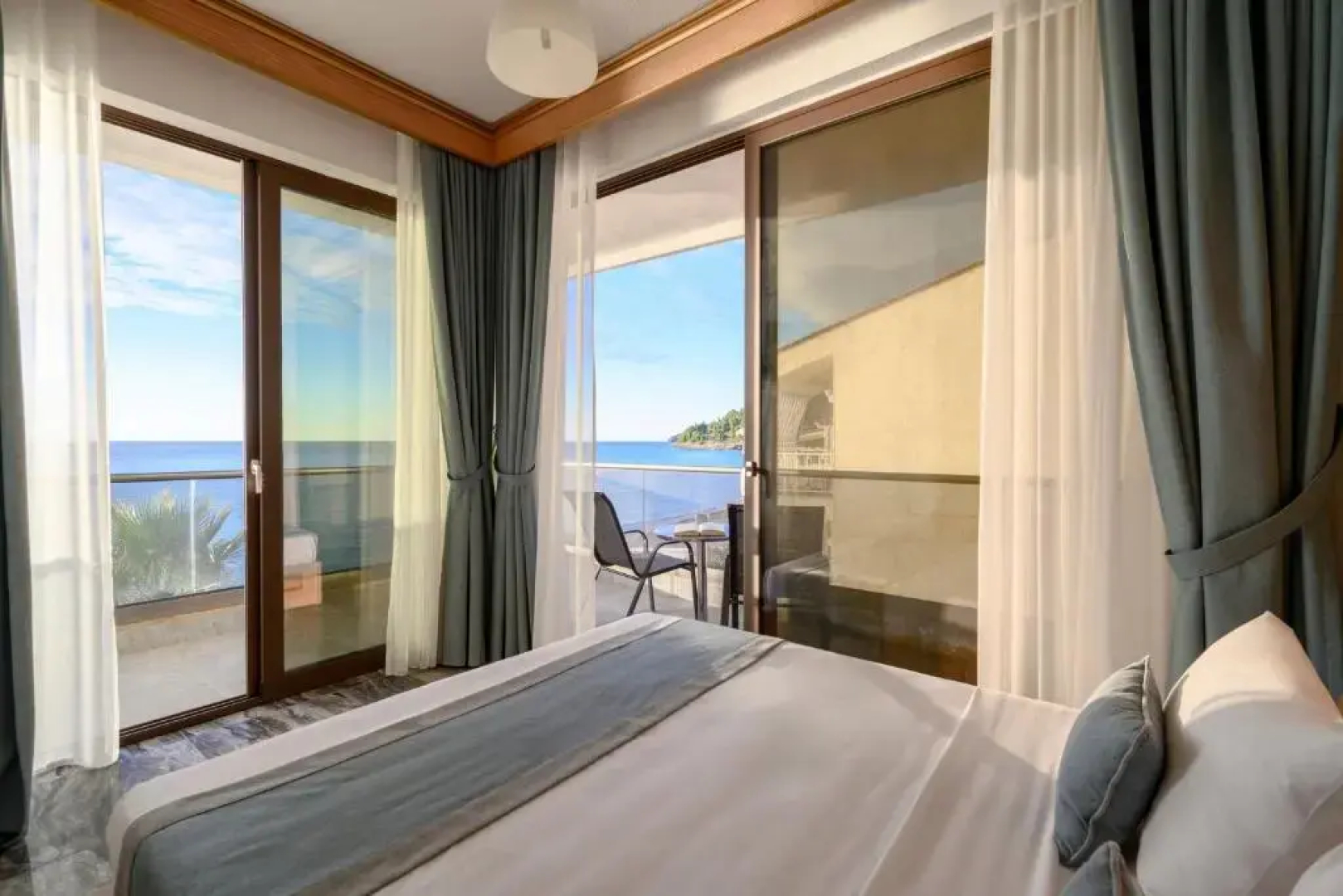 Evlogia Hotel Seafront & Annex by Greek Pride