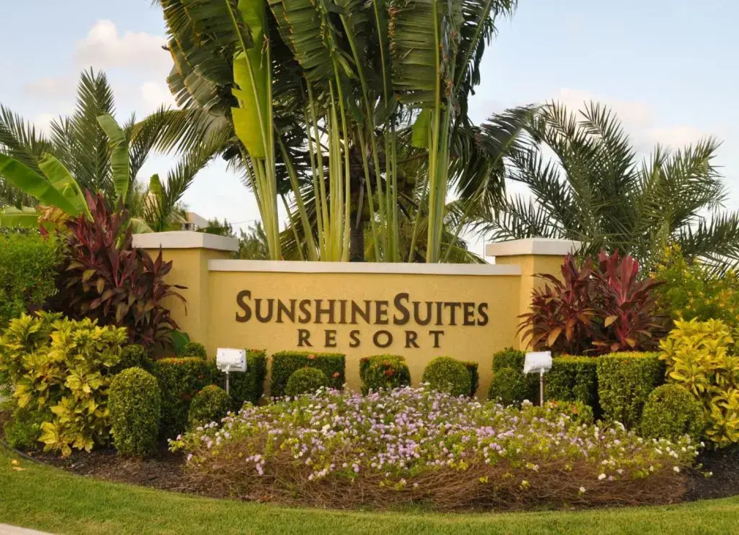 The Sunshine Hotel and Suites