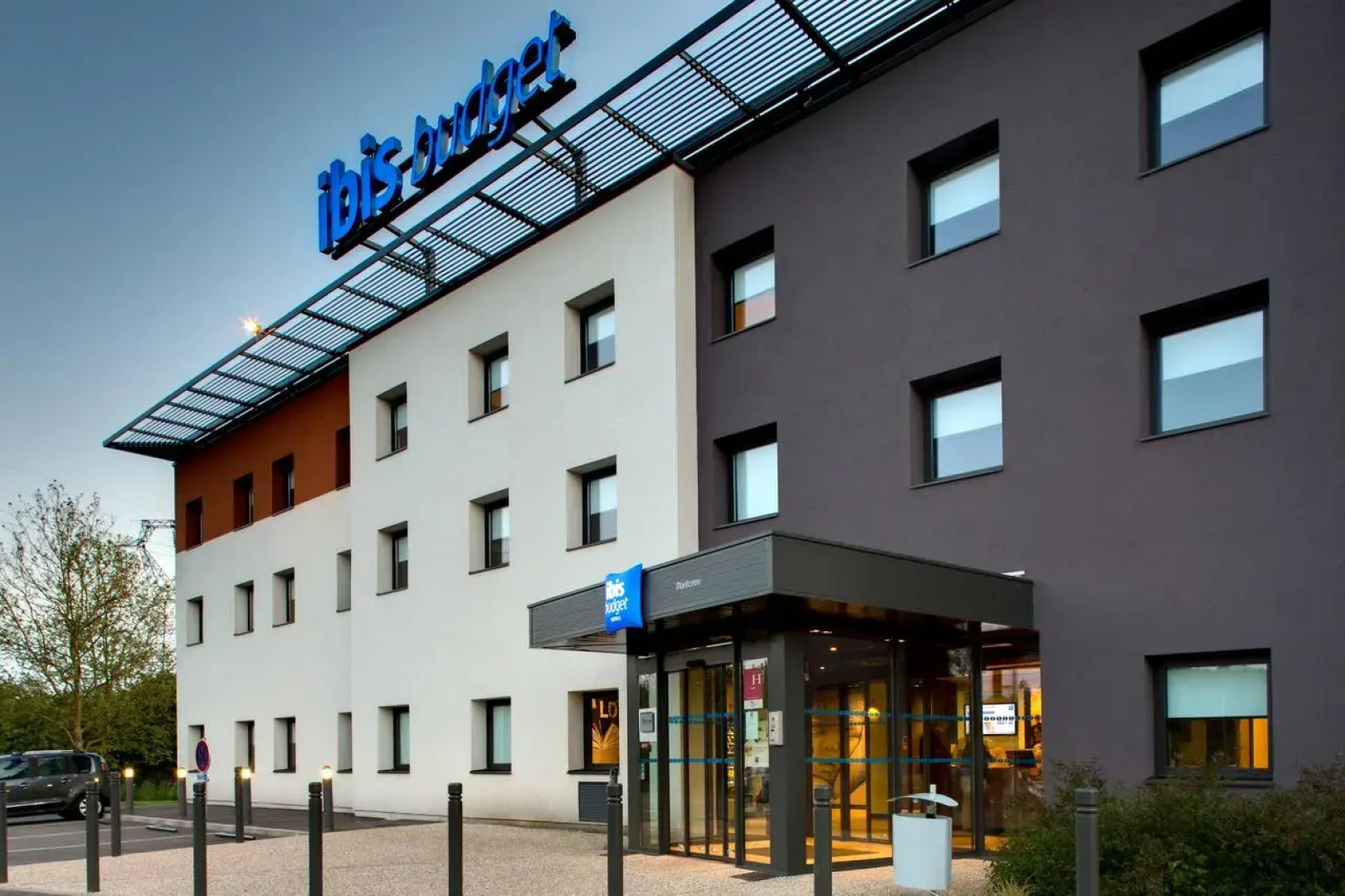 Ibis budget Montceau Les Mines 2*