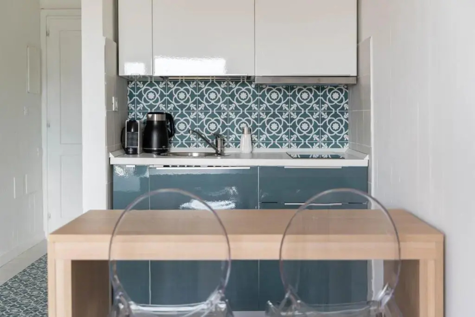 Отель Sunset Suite Sardinia