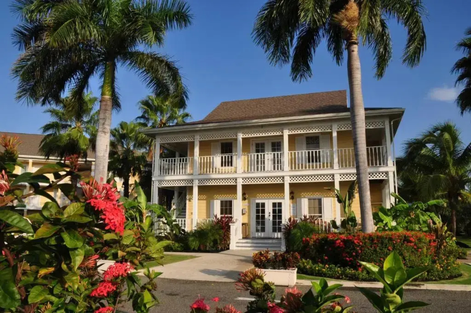 The Sunshine Hotel and Suites