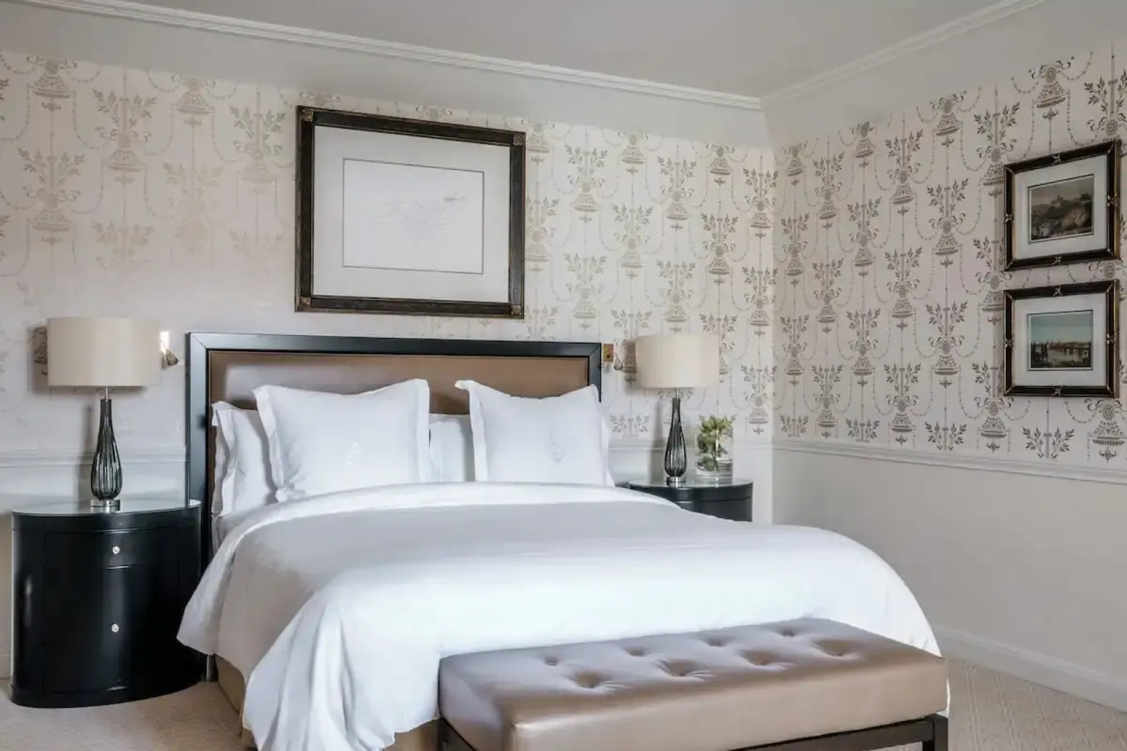 Отель Four Seasons Prague