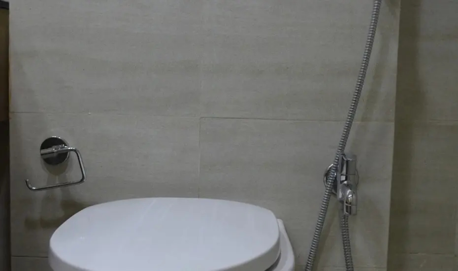 Hotel Charans International