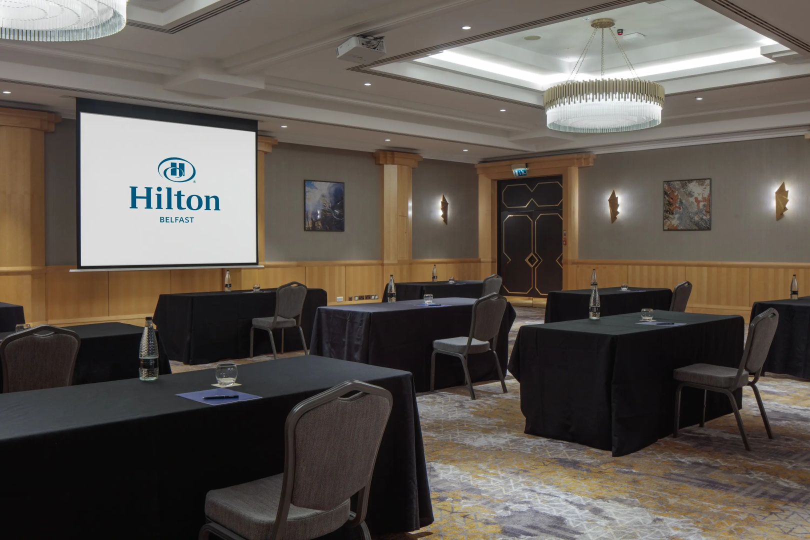 Отель Hilton Belfast