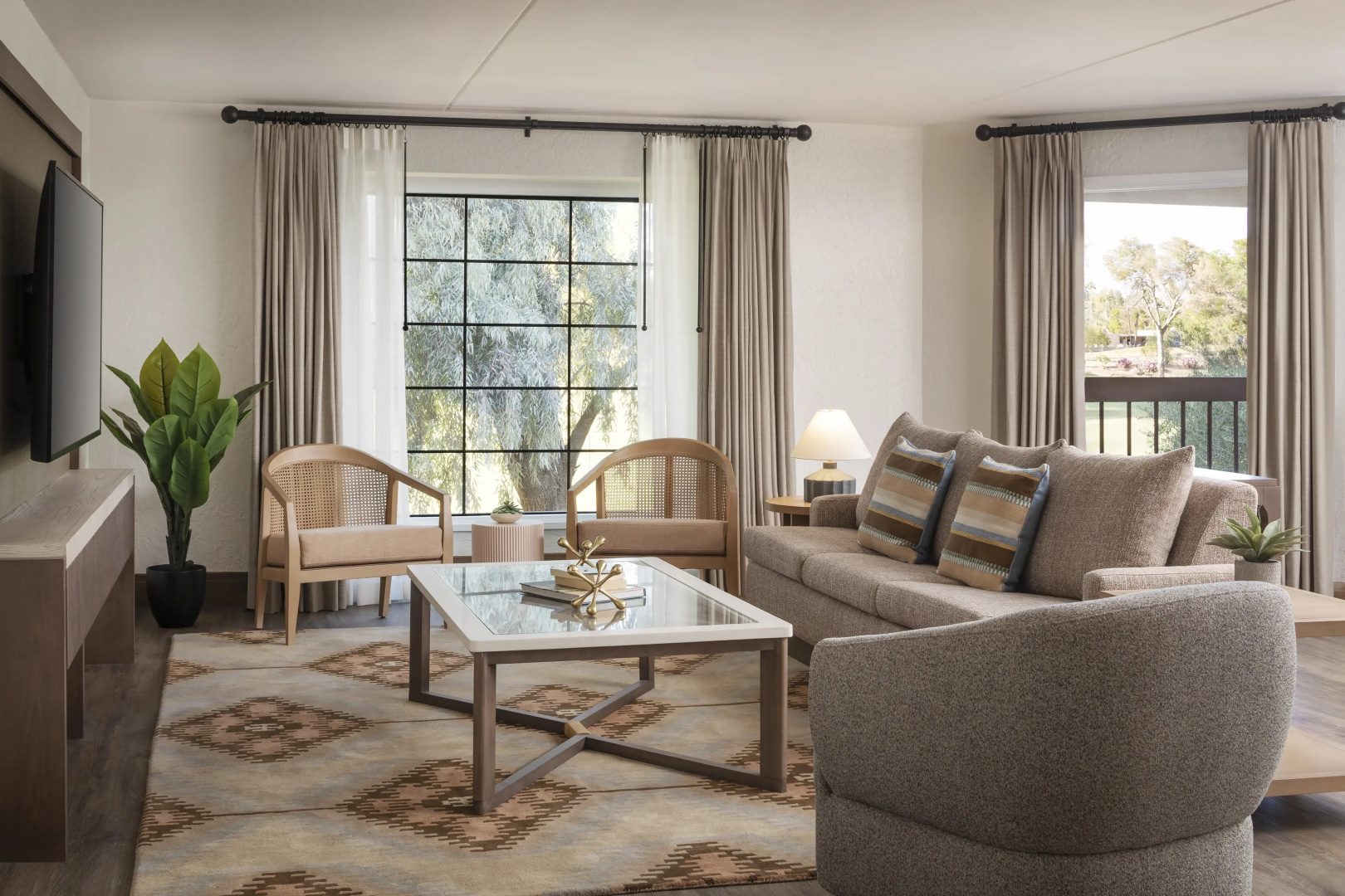 The Scottsdale Resort and Spa, Curio Collection by Hilton