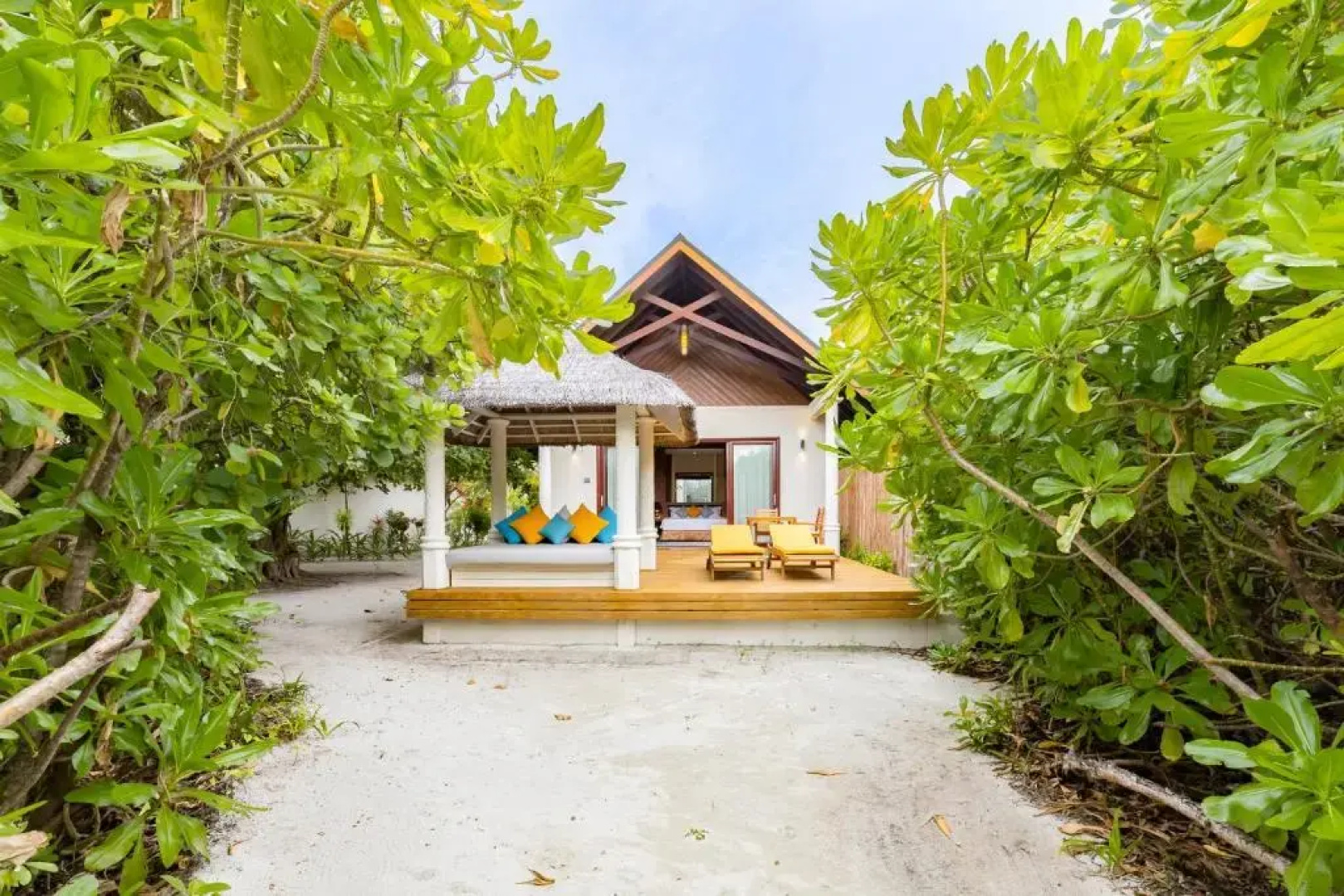 Отель Furaveri Maldives