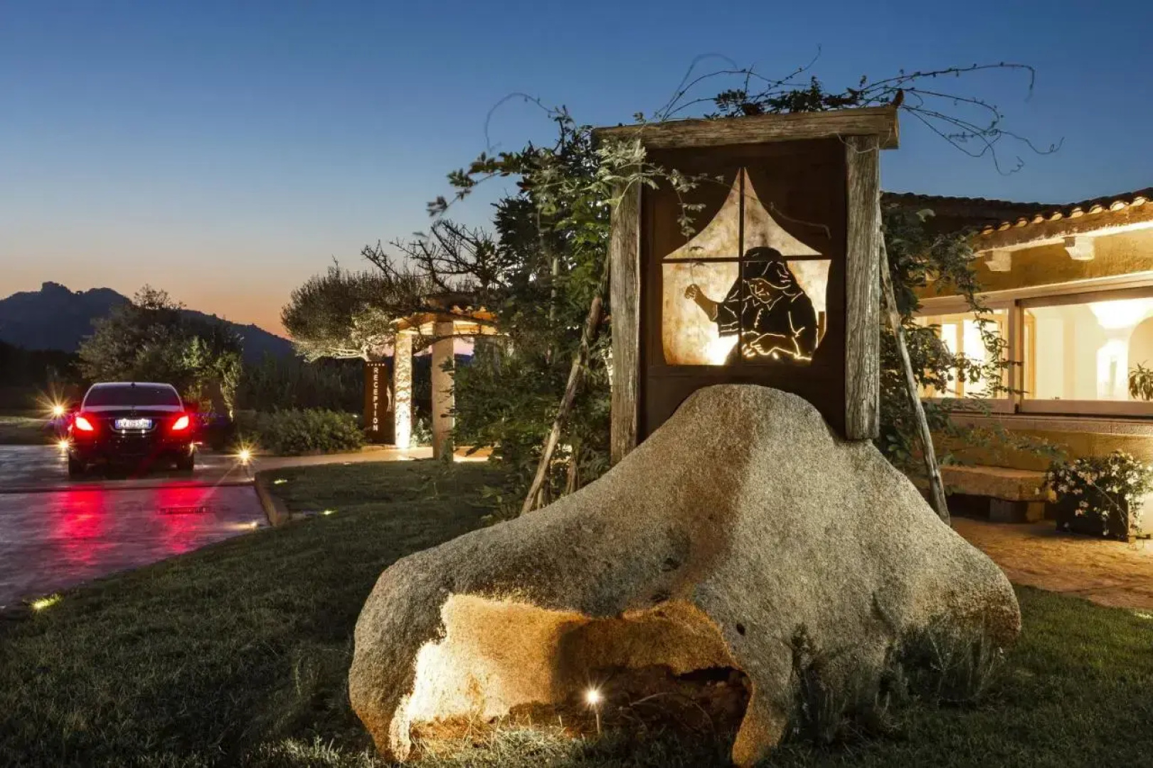 Li Finistreddi Exclusive Country Retreat