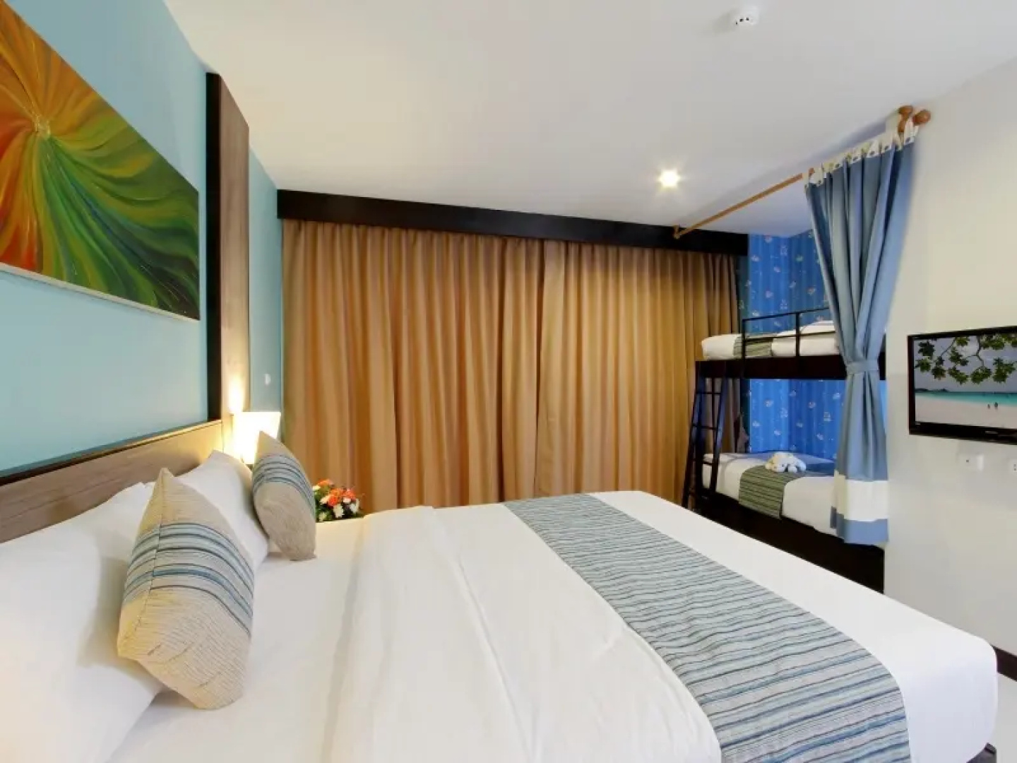Kata Sea Breeze Resort