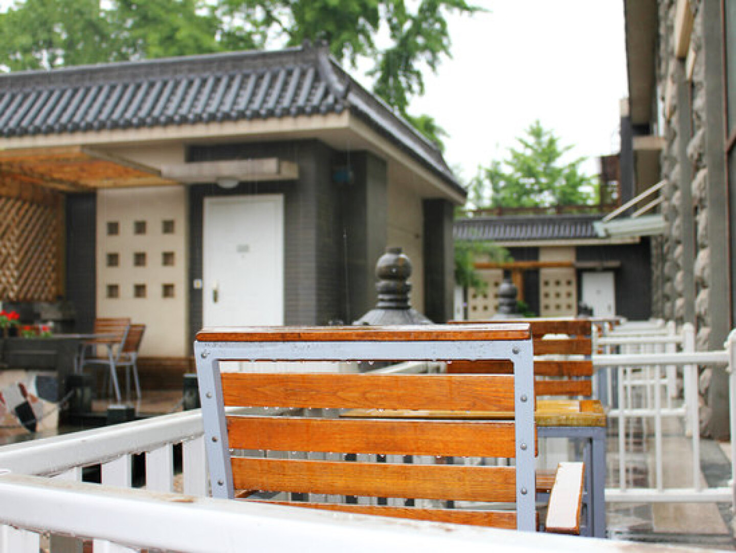 Yujing Garden Holiday Hotel