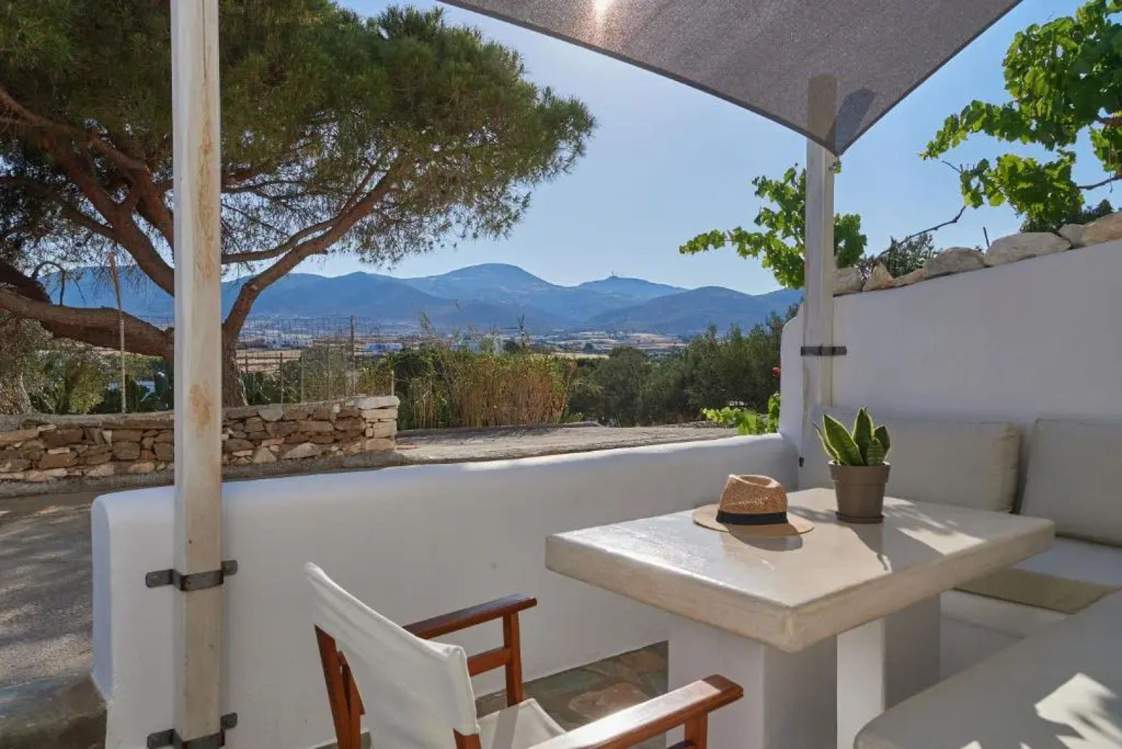 Cleopatra Seaside Homes Paros