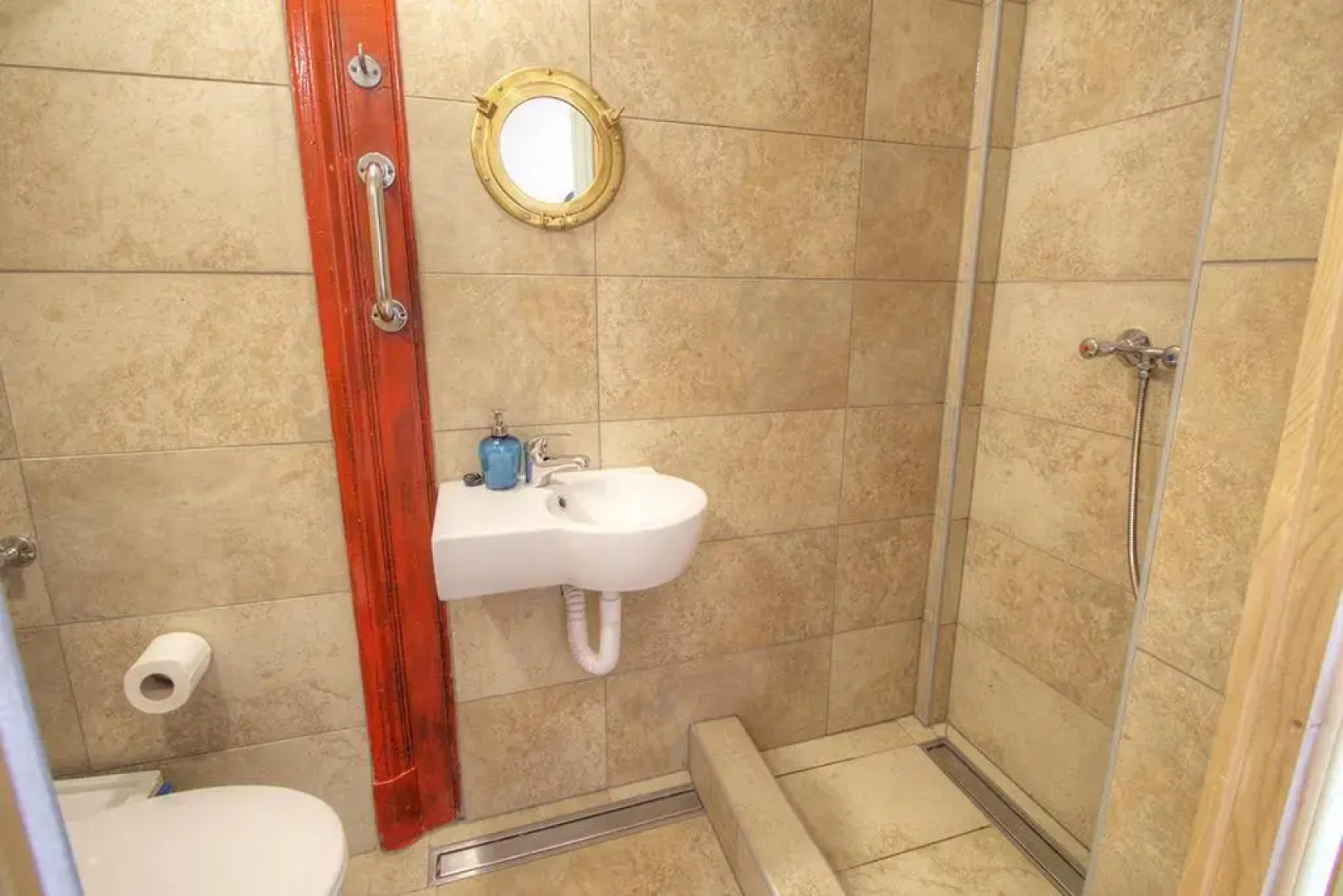 Lavender Circus Hostel