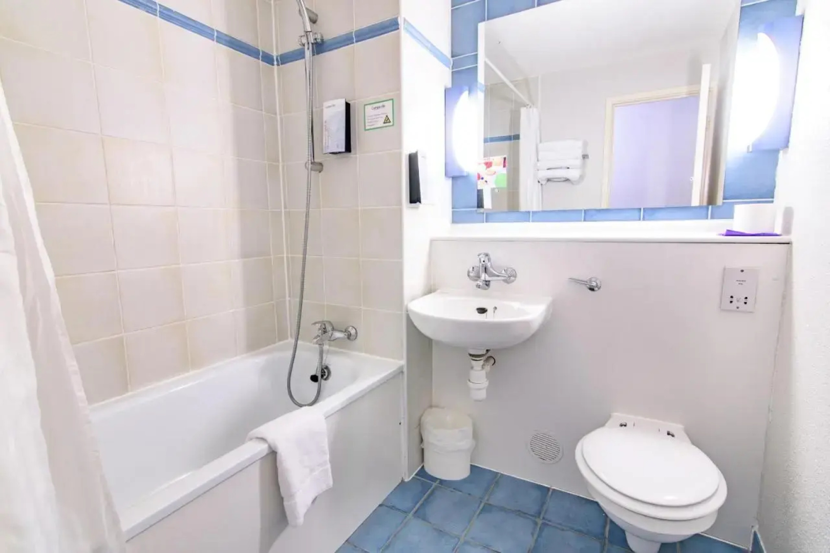 Travelodge Manchester Central Riverside