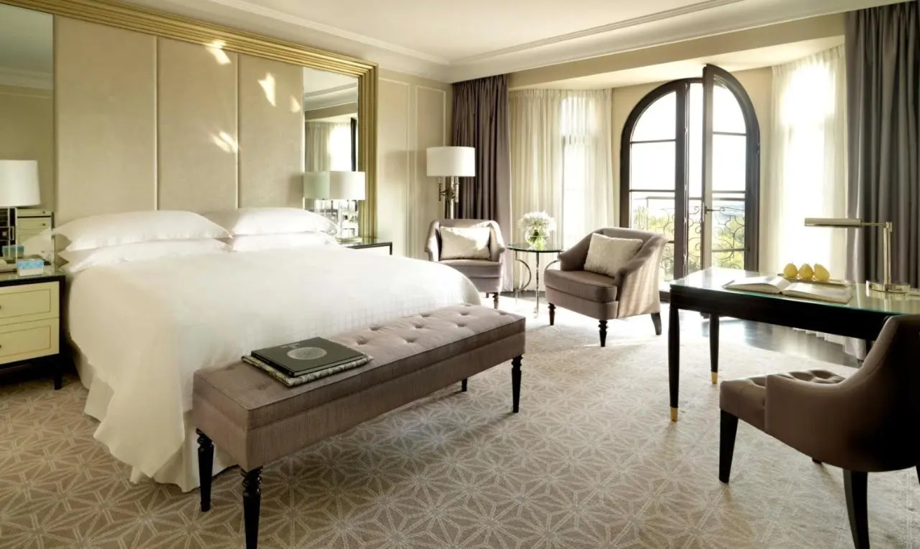 Отель Four Seasons Hotel Baku