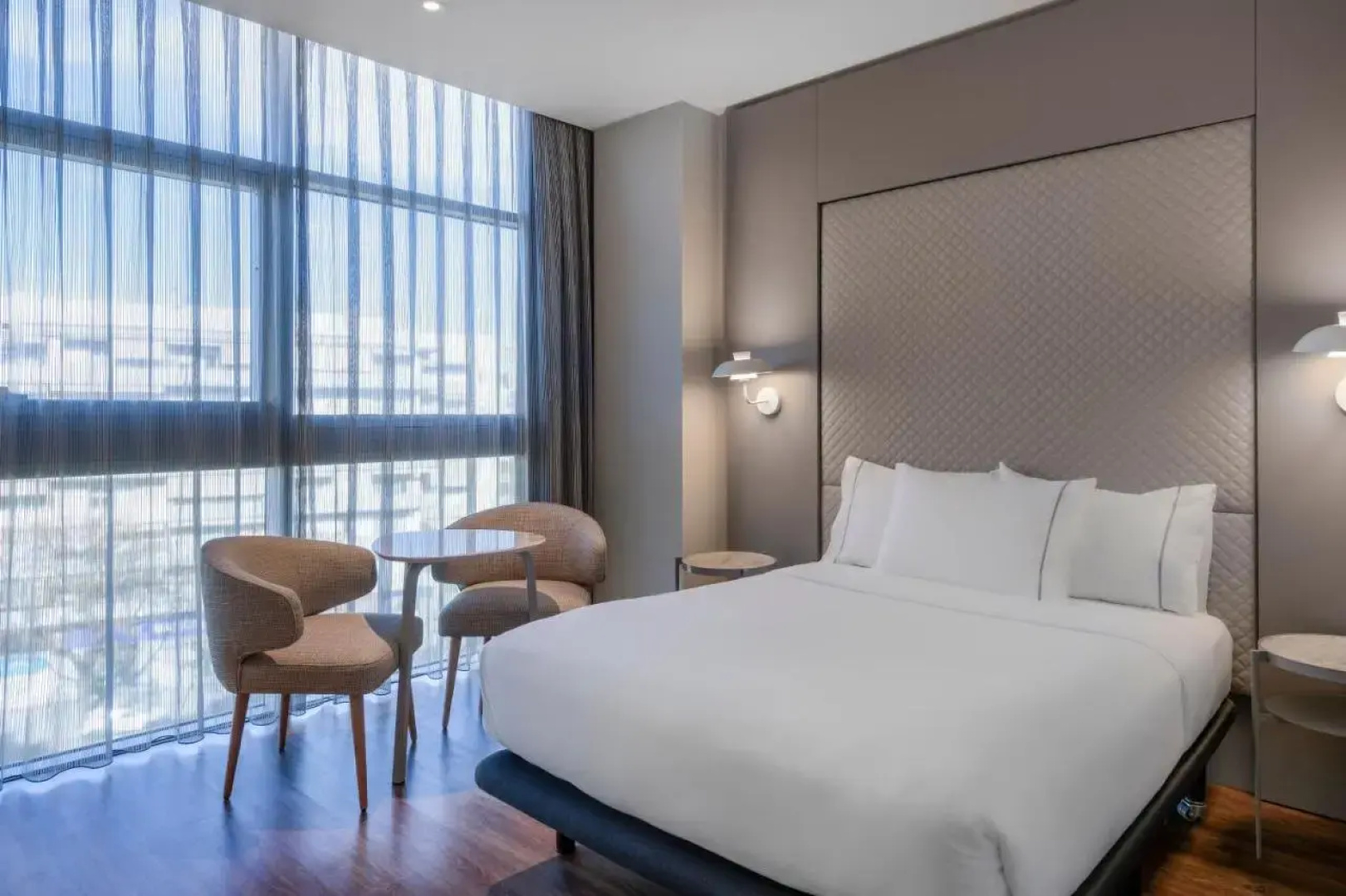 Отель AC Som by Marriott