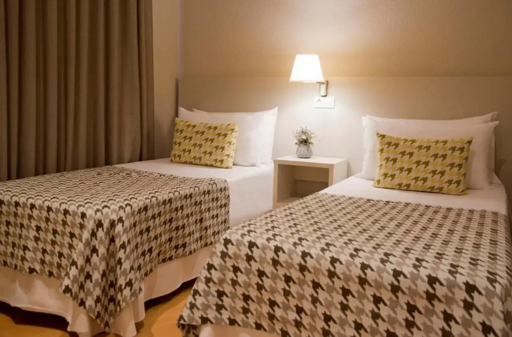 Отель Alegria Plaza Paris