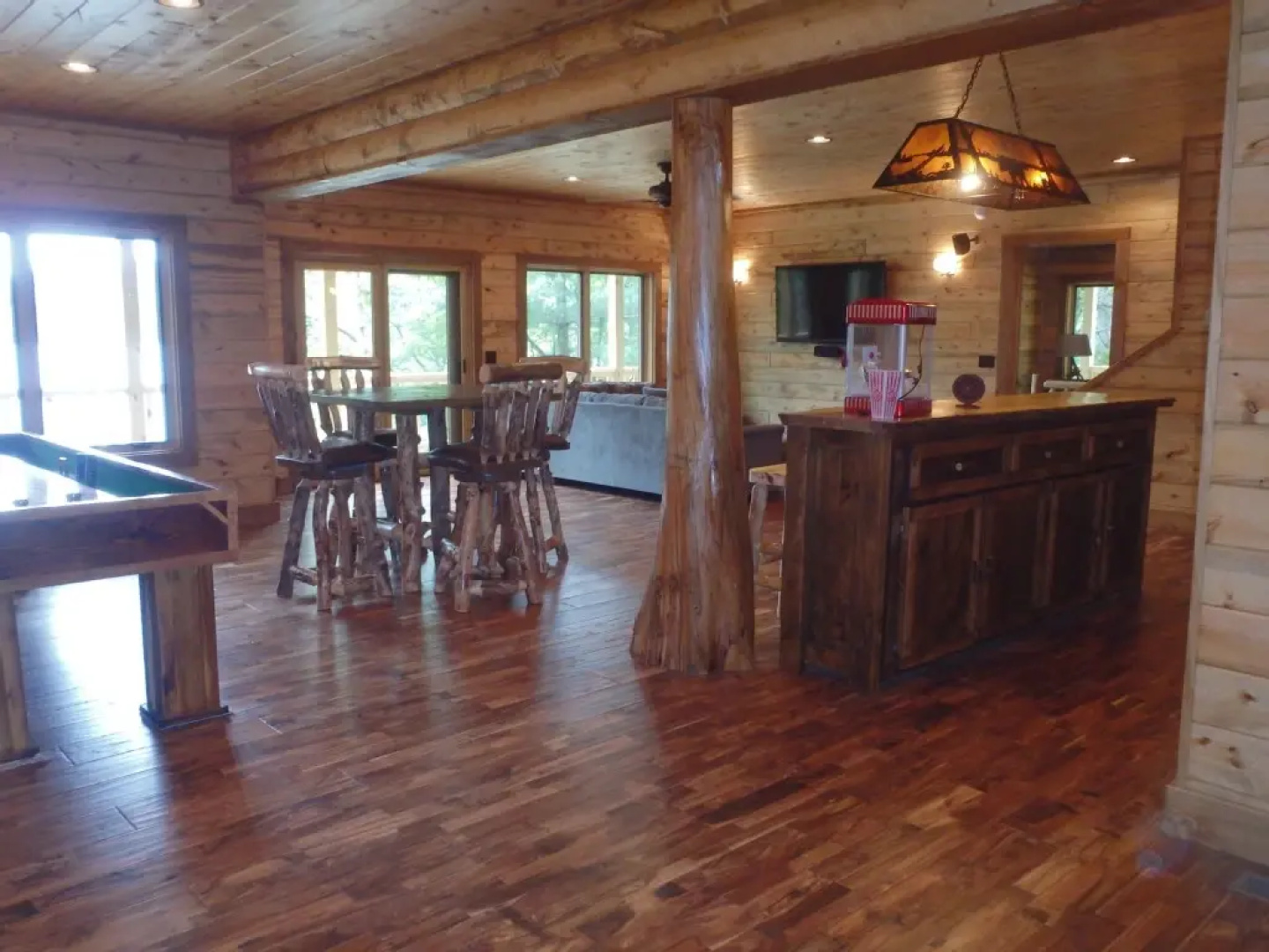 stayNantahala – Smoky Mountain Cabins and Luxury Yurts