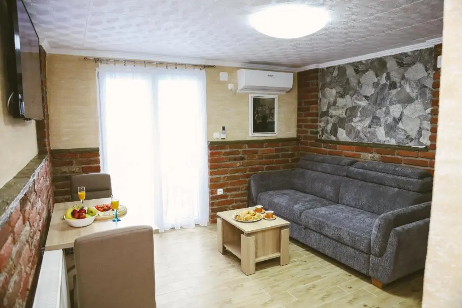 Hotel ZRINSKI