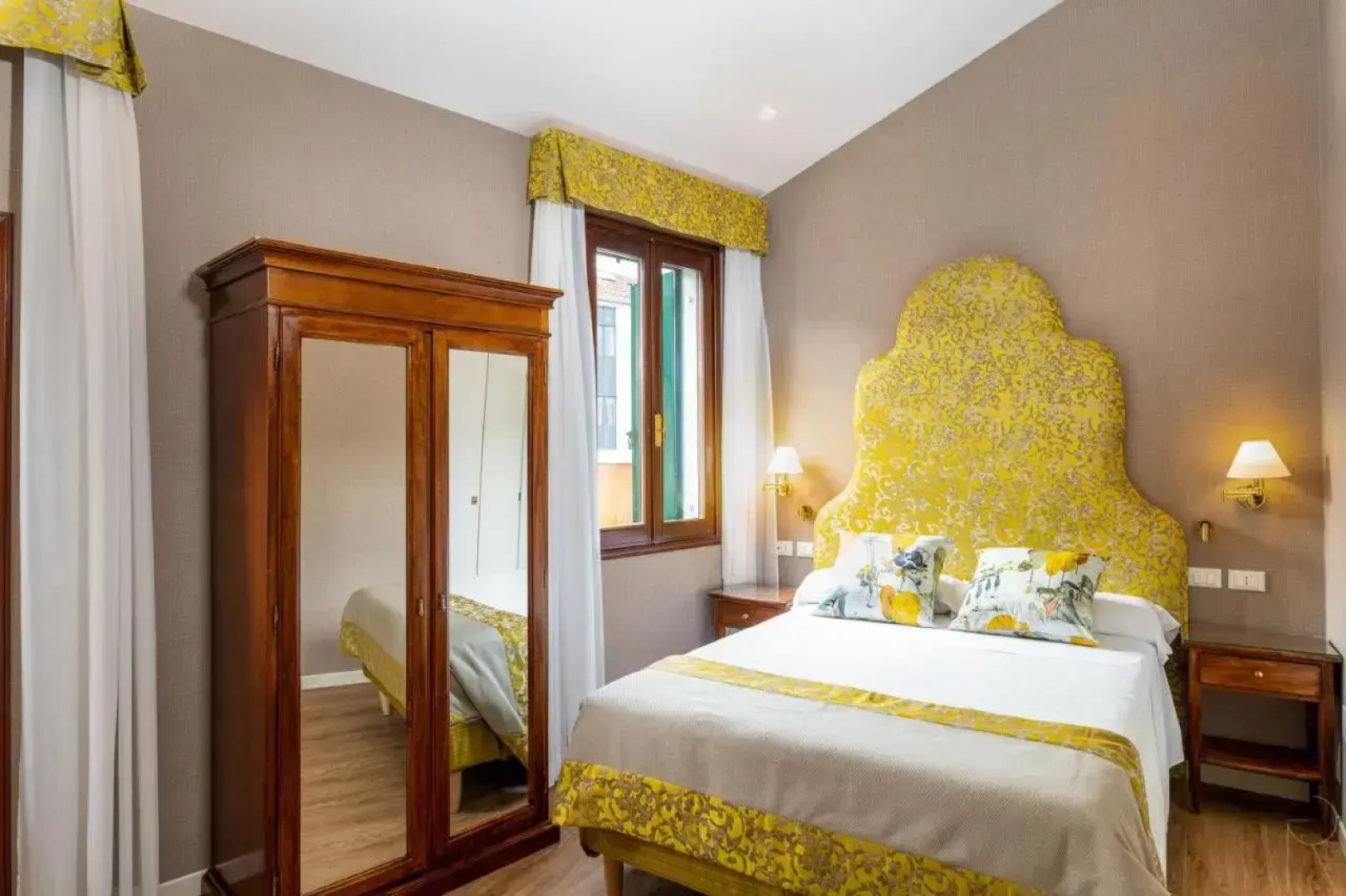 Отель Villa Rosa
