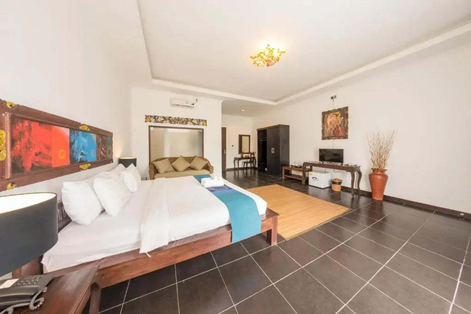 Ubud Raya Boutique Hotel