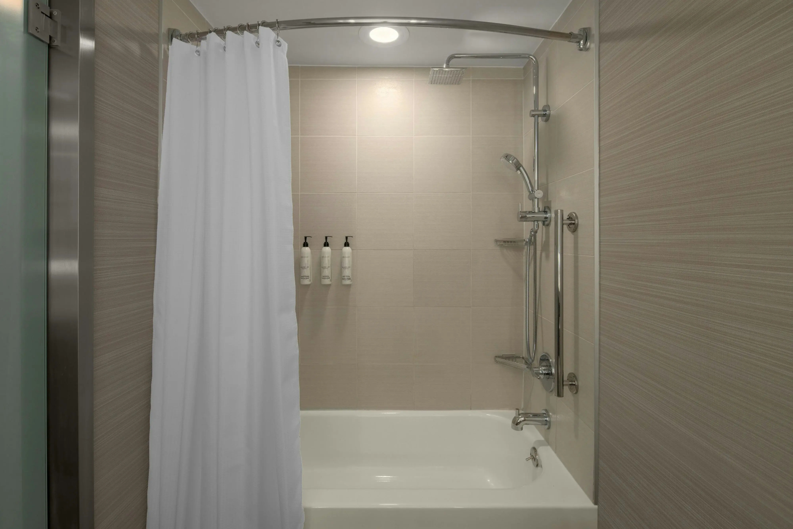 AC Hotel by Marriott Portland Lake Oswego