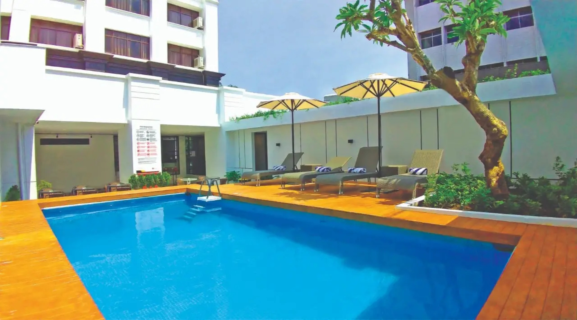 Metro Park View Hotel Kota Lama Semarang