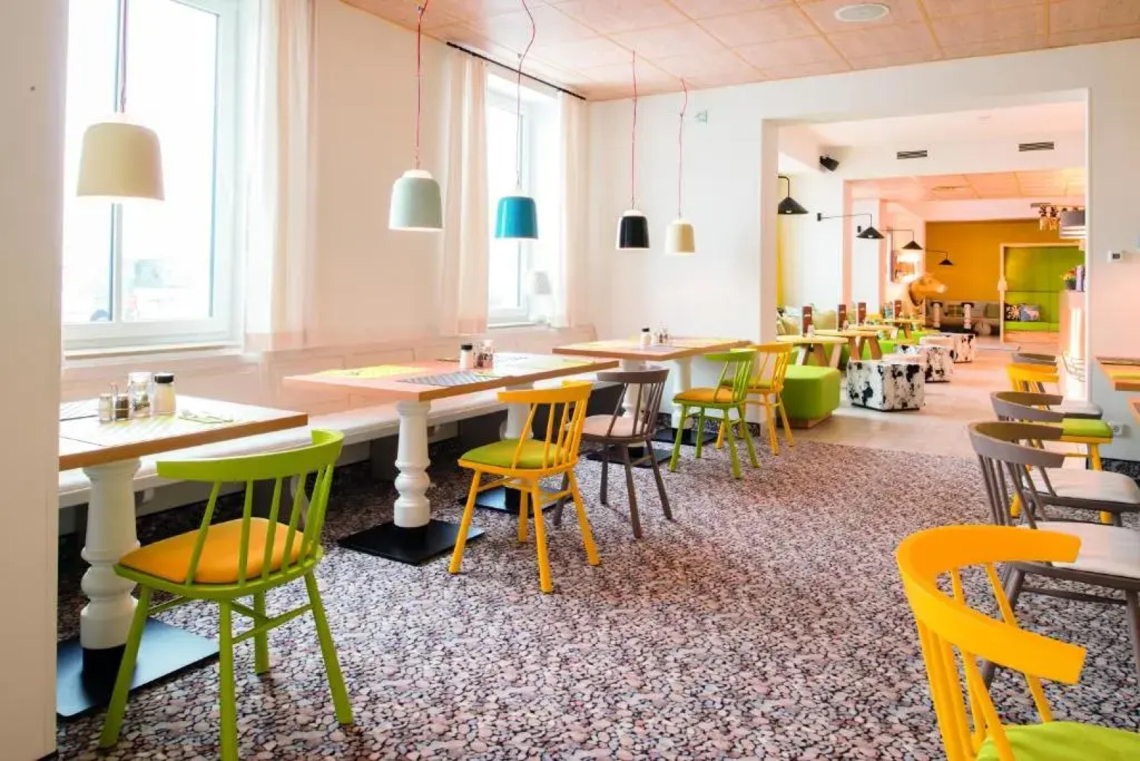 Hey Lou Hotel Piding	