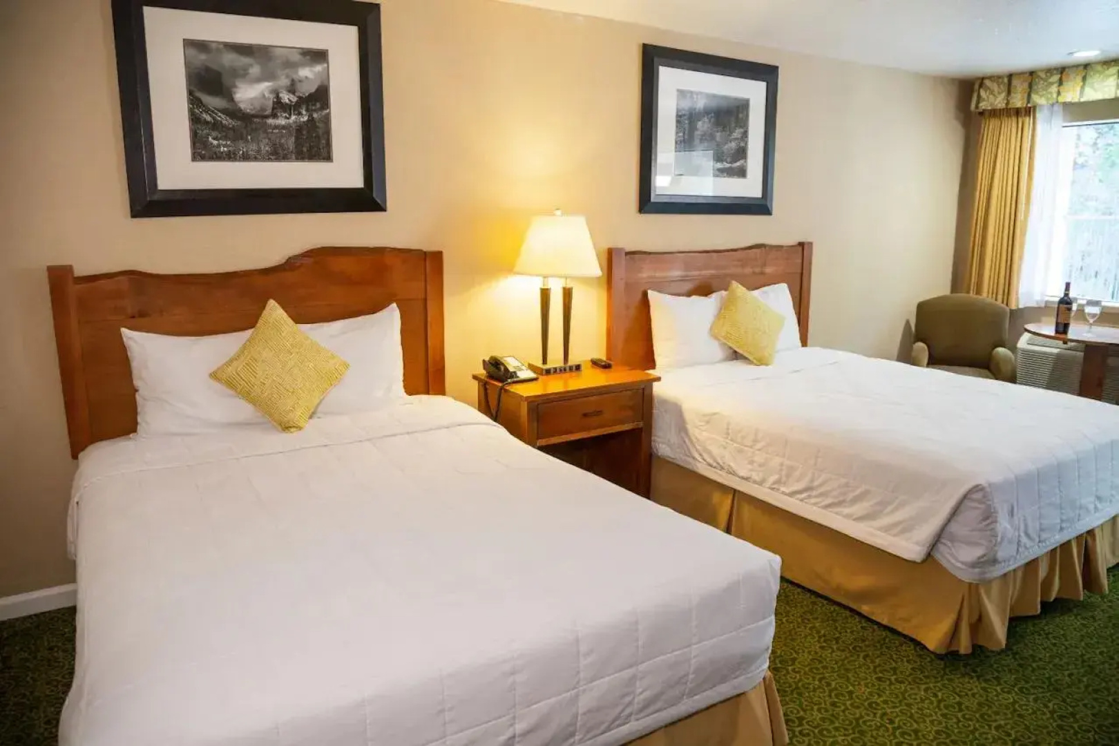 Yosemite View Lodge