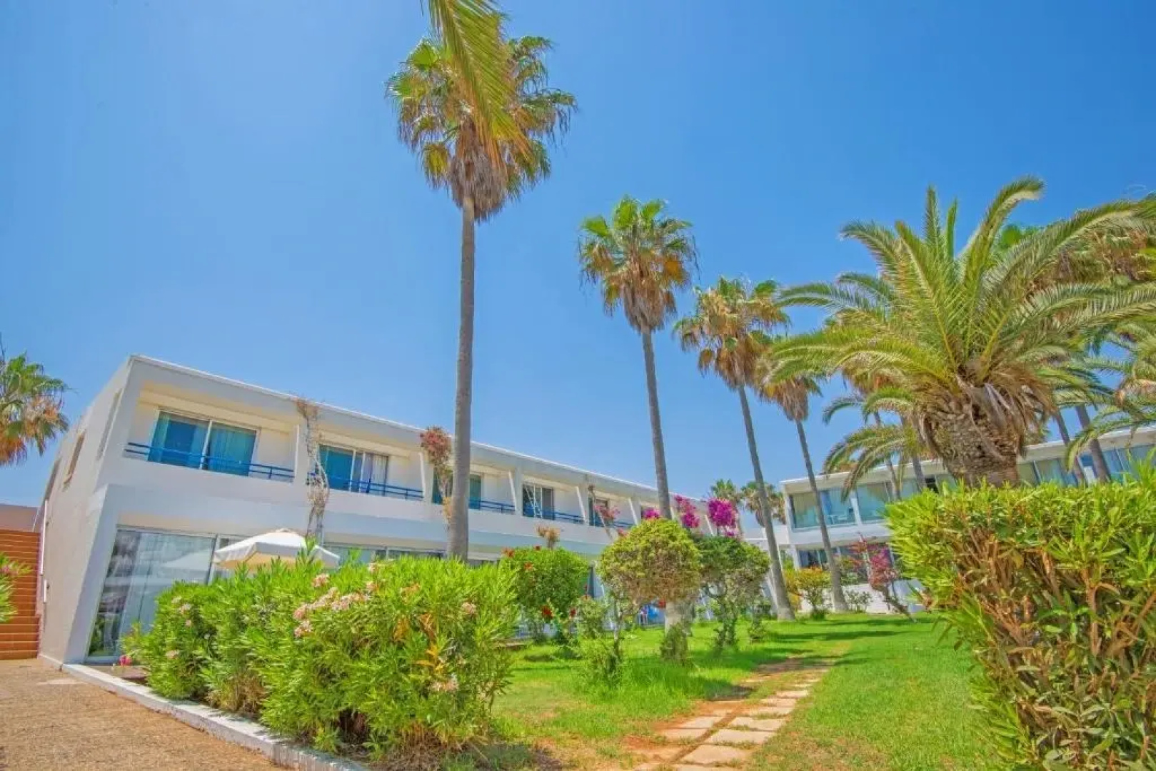 Dome Beach Marina Hotel & Resort