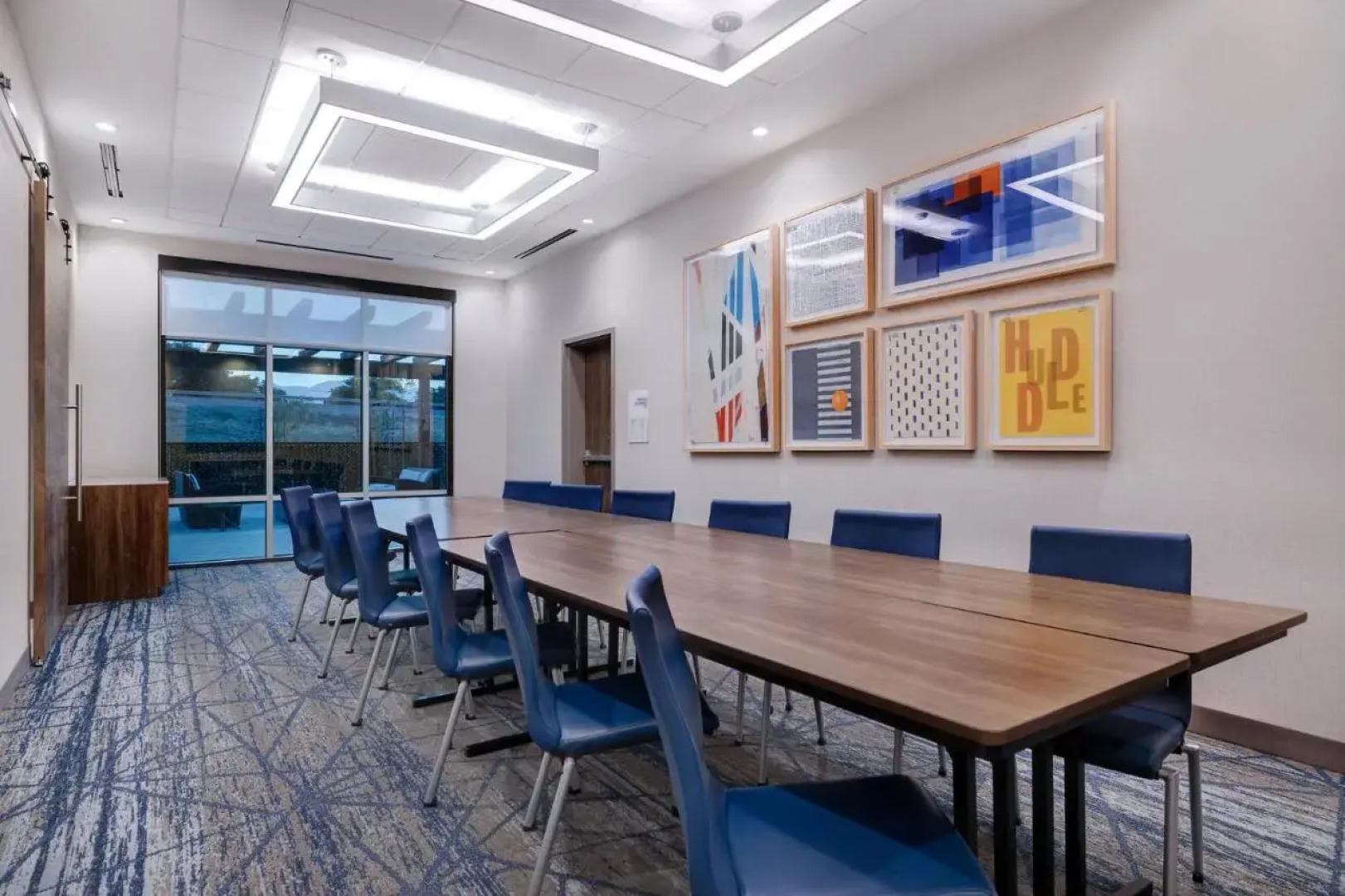 Отель Holiday Inn Express & Suites Chino Hills by IHG