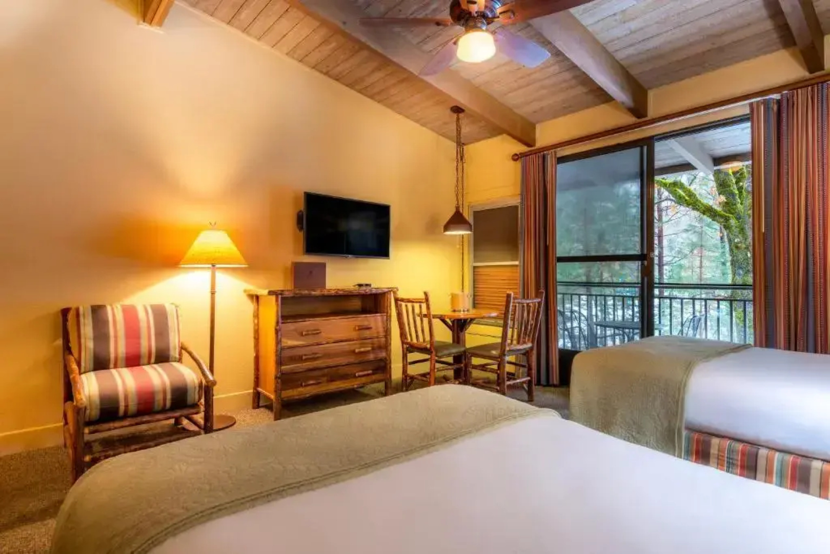 Отель Yosemite Valley Lodge