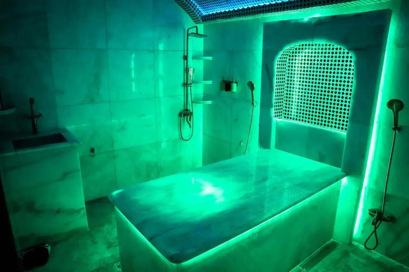 Cristal Hotel Abu Dhabi