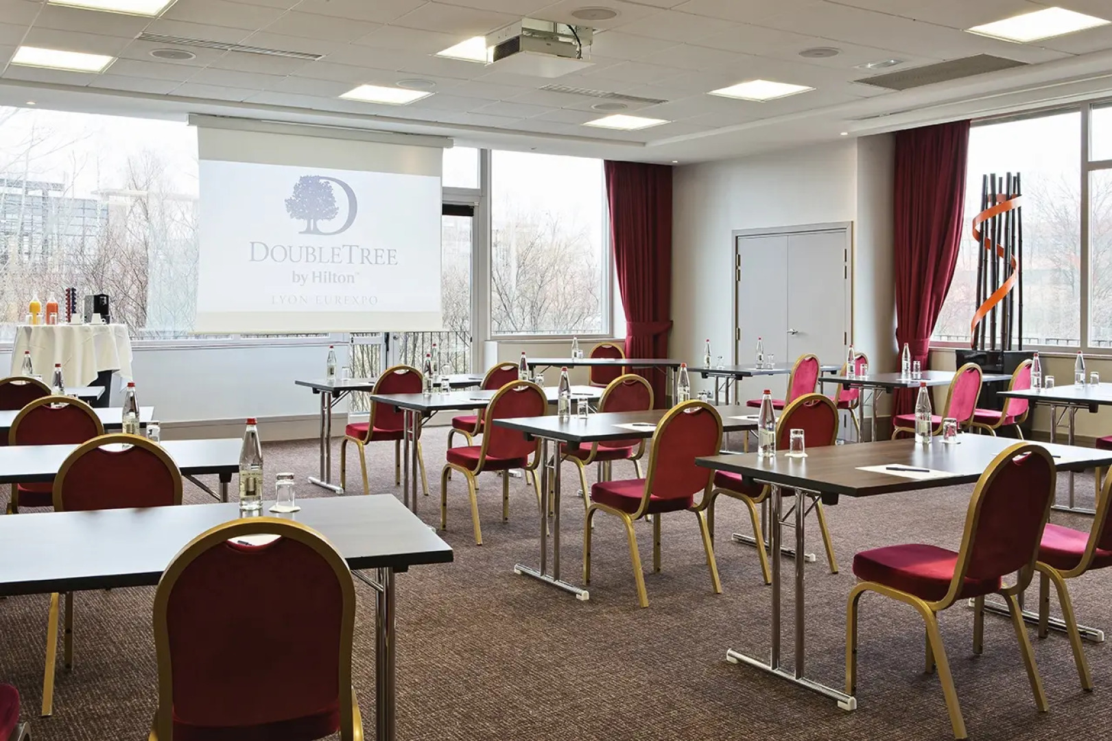 DoubleTree by Hilton Lyon Eurexpo & Spa